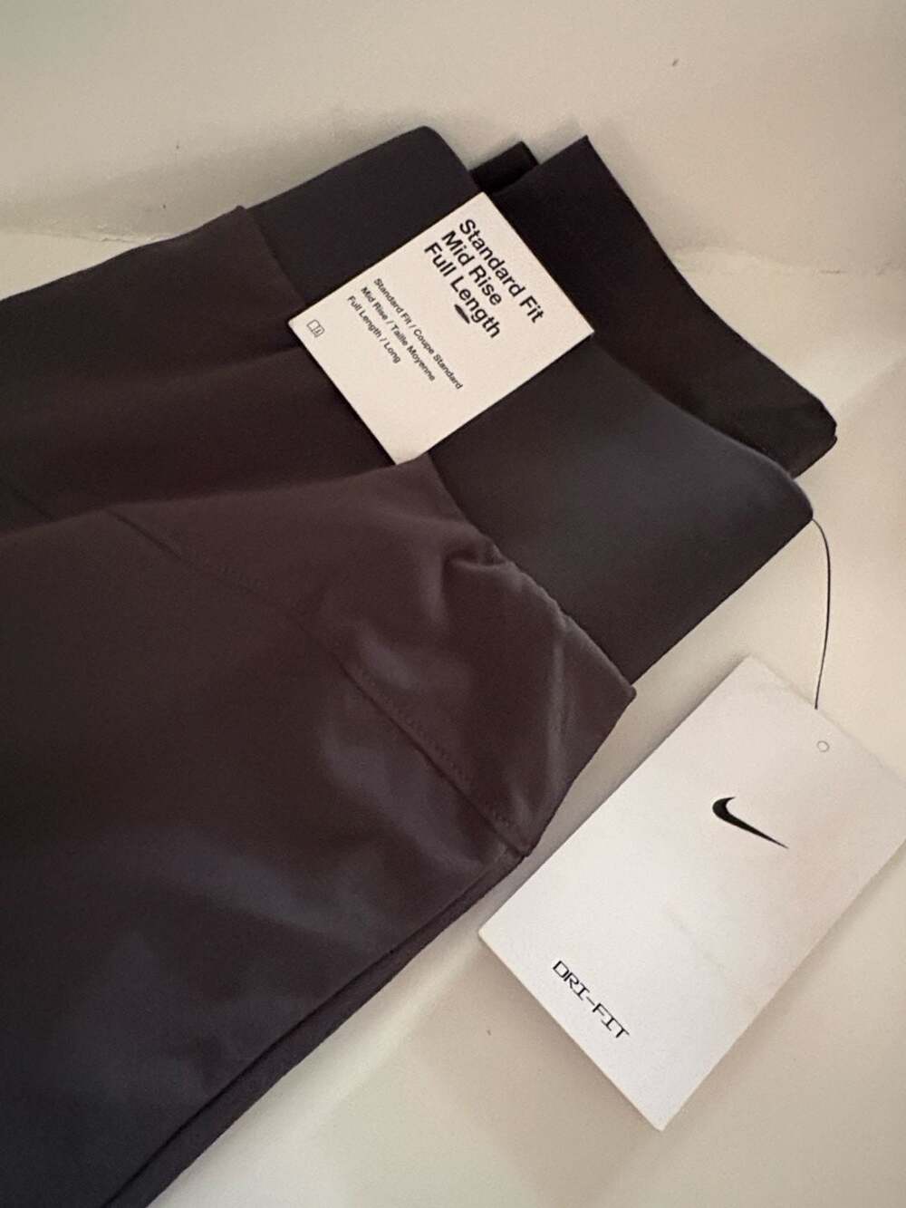 Nike Women's Standard Fit Mid Rise Full Length Leggings CU4321-070 Size XS New
